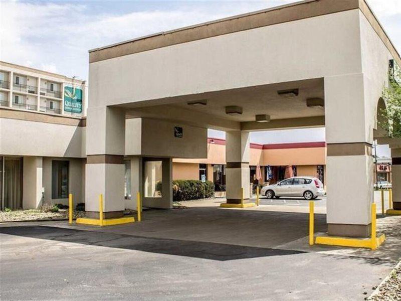 Baymont By Wyndham Youngstown Exterior foto